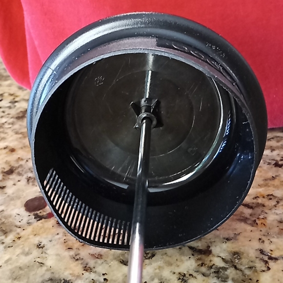 BODUM Chambord French Press Coffee Maker. 8-Cups/34 Ounce. Glass/Stainless Steel - Picture 8 of 16